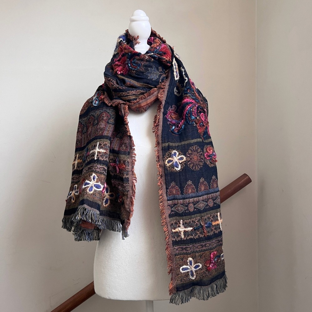 Vintage‎ Boho Floral Tapestry Scarf Shawl Dark Artsy Forest Folk Chunky Wrap